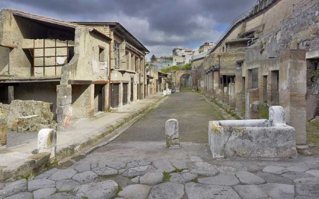 herculaneum3